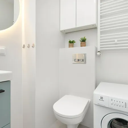 Comfortable For 2 People In By Renters * גדנסק