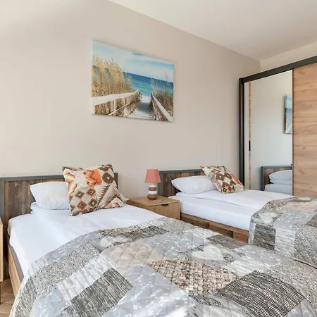 Apartament Comfortable For 2 People In By Renters