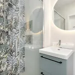 Comfortable For 2 People In By Renters * Gdańsk